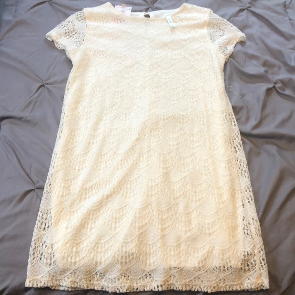 *sold on Merc* White Lace Dress NWT